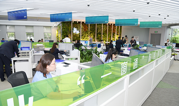 上海“一網(wǎng)通辦”攻堅(jiān)年 李強(qiáng)調(diào)研互聯(lián)網(wǎng)銷售新篇章